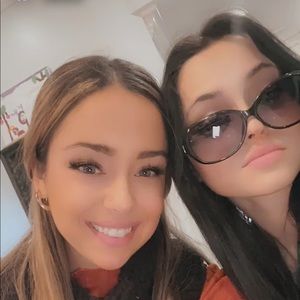 Meet your Posher, Peyton